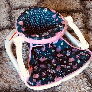 Fisher-Price “Sit Me Up” chair
